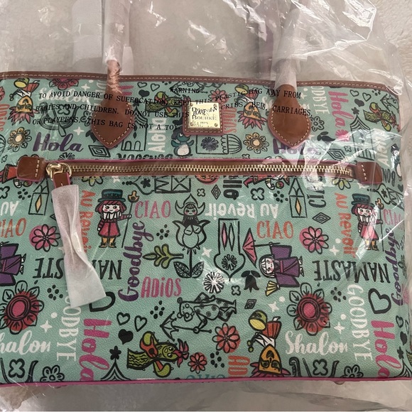2021 Disney Dooney and Bourke It’s a Small World Tote NWT - Picture 2 of 5